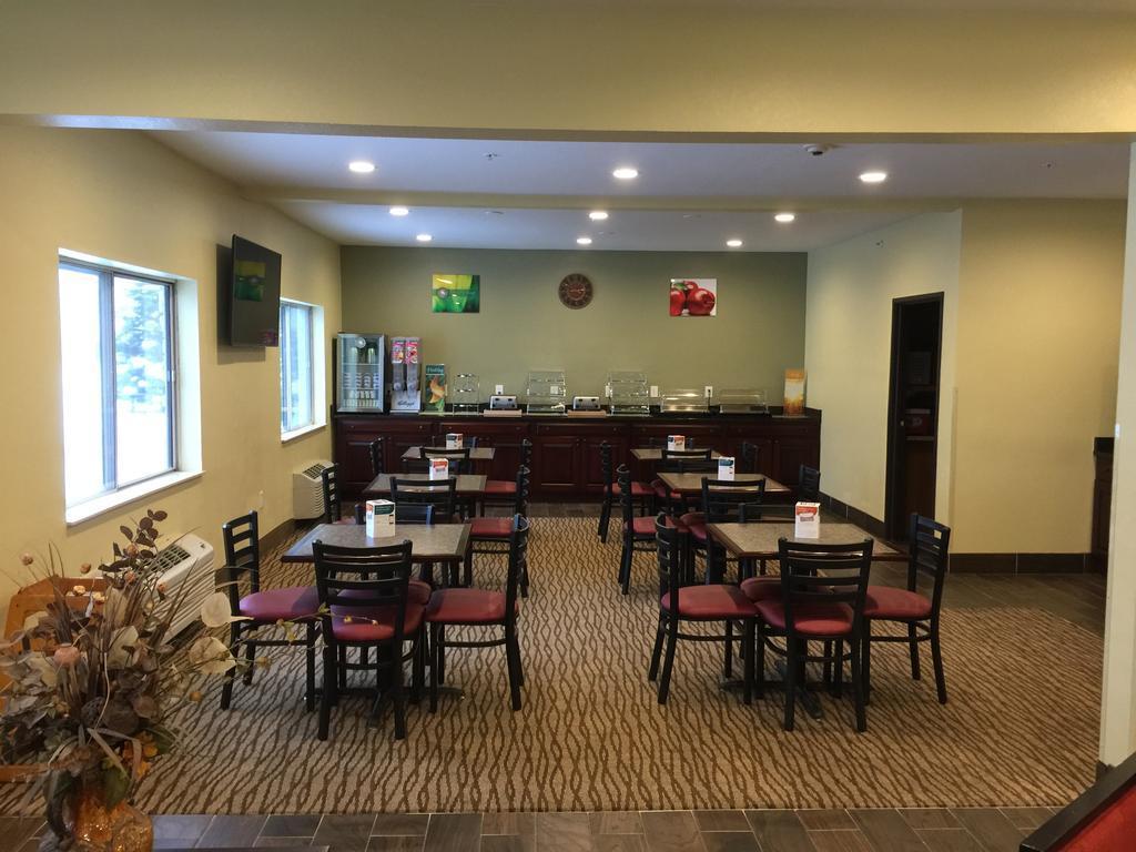 Quality Inn & Suites Wisconsin Dells Downtown - Waterparks Area Екстериор снимка