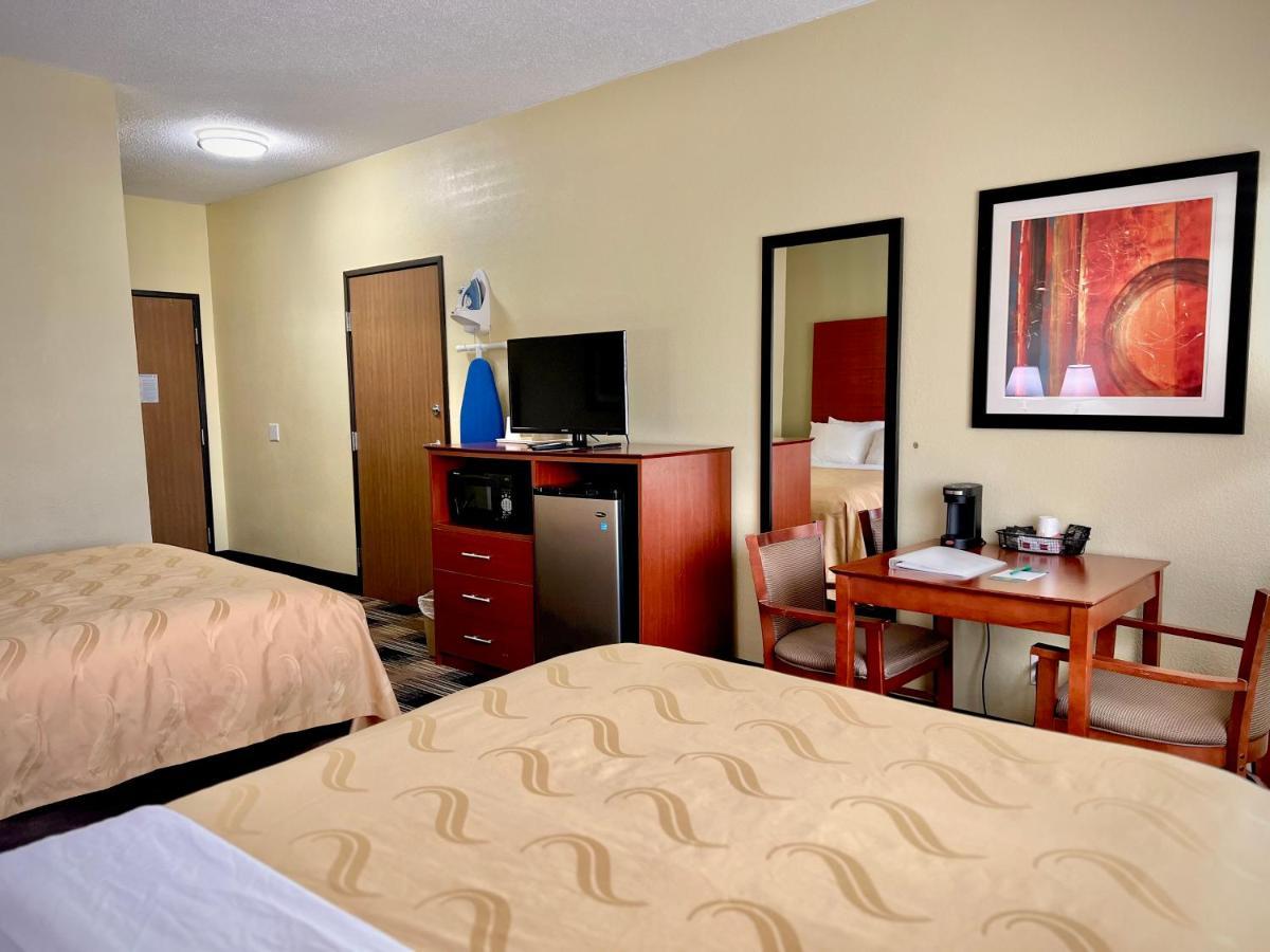 Quality Inn & Suites Wisconsin Dells Downtown - Waterparks Area Екстериор снимка