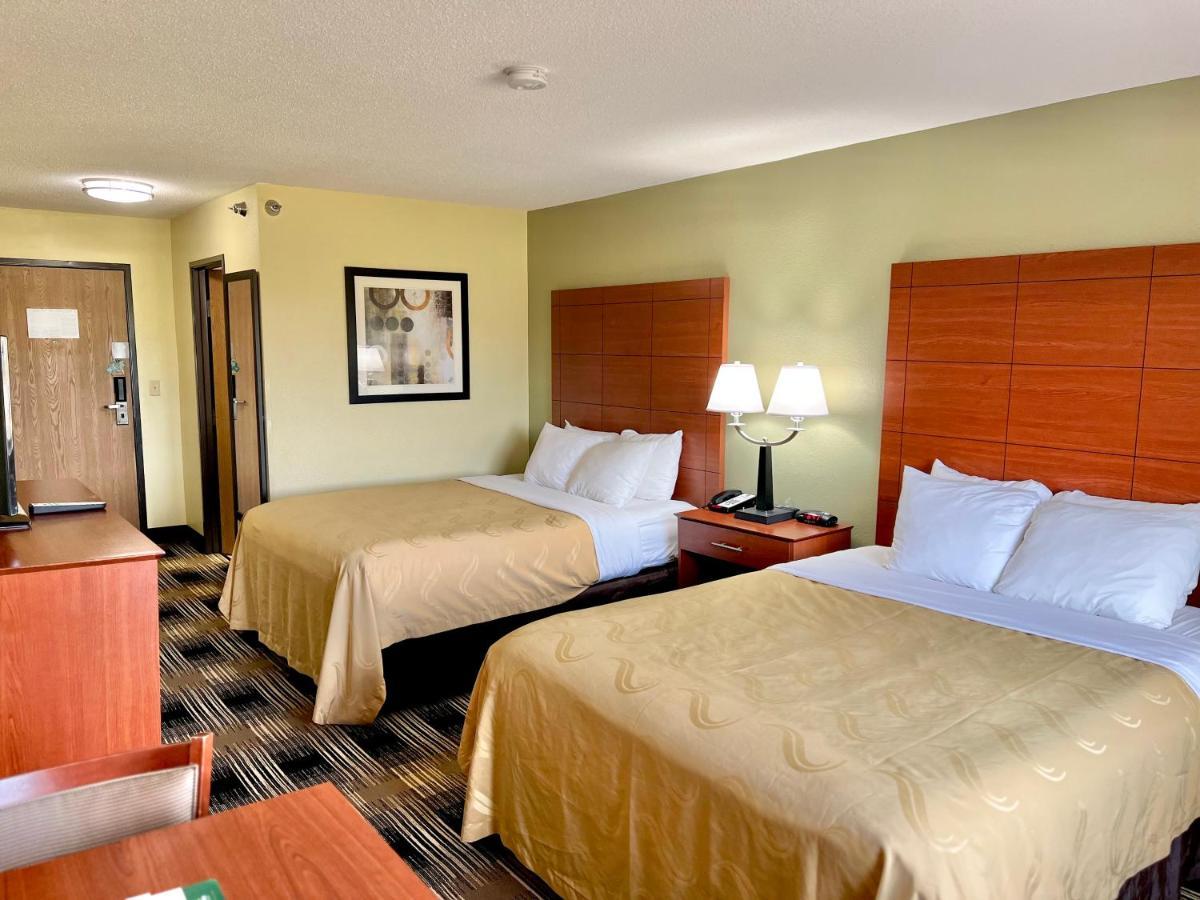 Quality Inn & Suites Wisconsin Dells Downtown - Waterparks Area Екстериор снимка