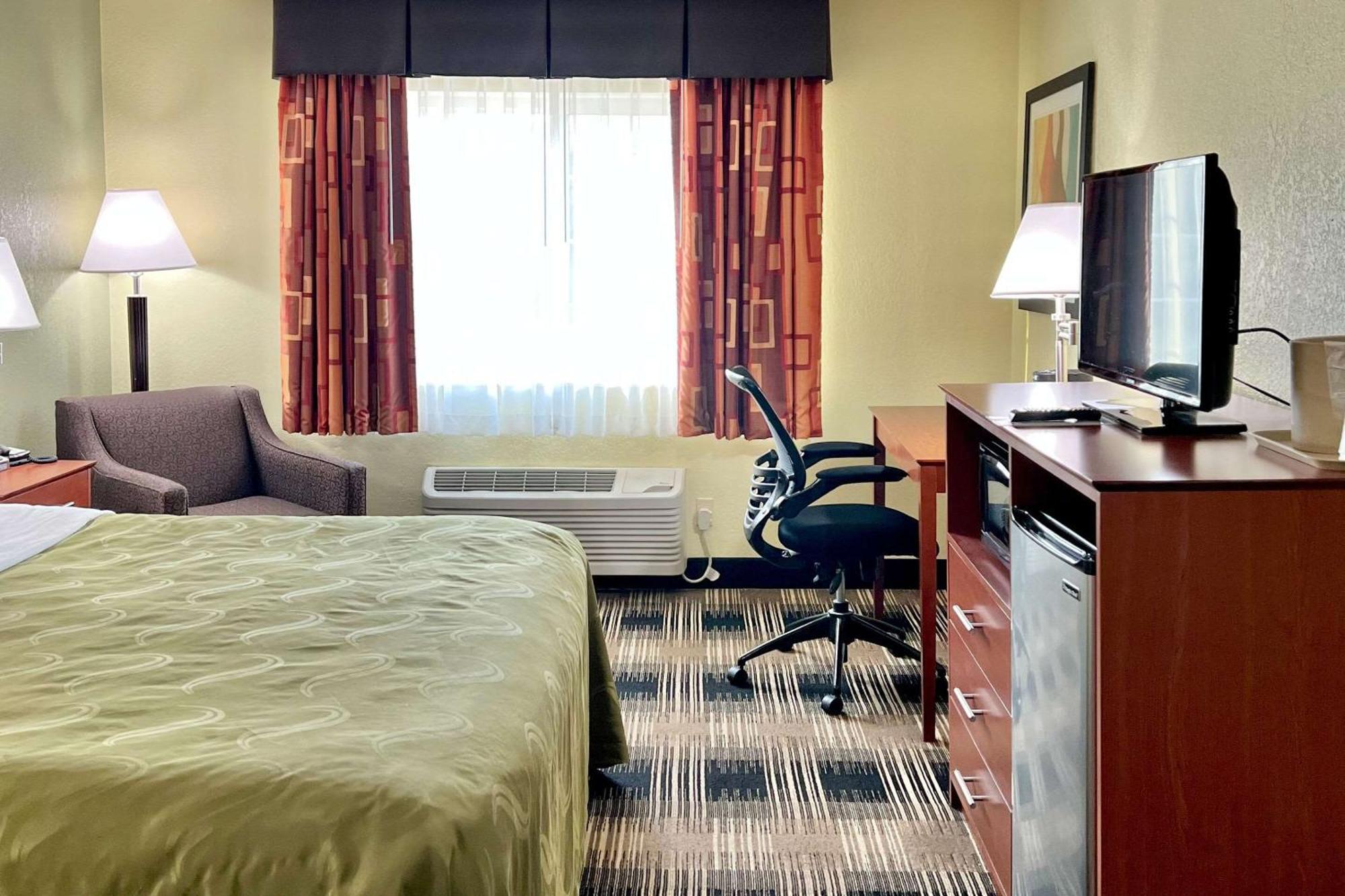 Quality Inn & Suites Wisconsin Dells Downtown - Waterparks Area Екстериор снимка